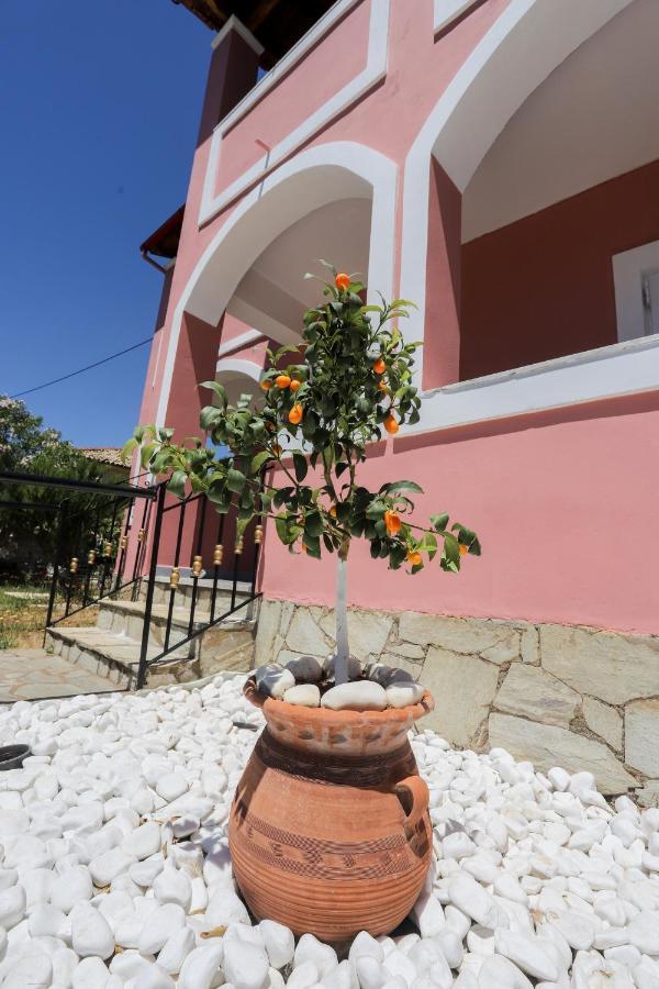 Alice'S & Teo'S Houses Chlomatianá Dış mekan fotoğraf